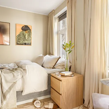 Апартаменты At Bryggen - Modern 1 Bedroom Apartment! Берген